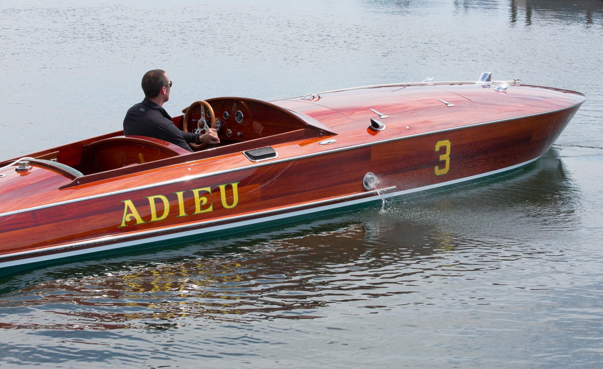 Van Dam Custom Wooden Boats & Yachts | Adieu