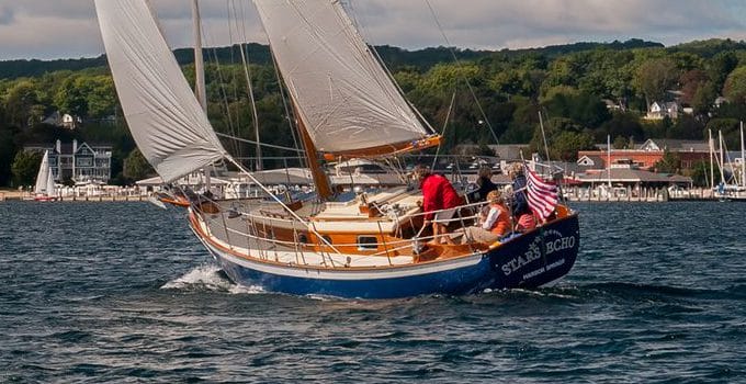 stars echo boat on the water