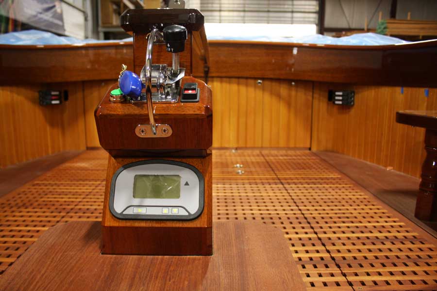 Small control console of Tattler II