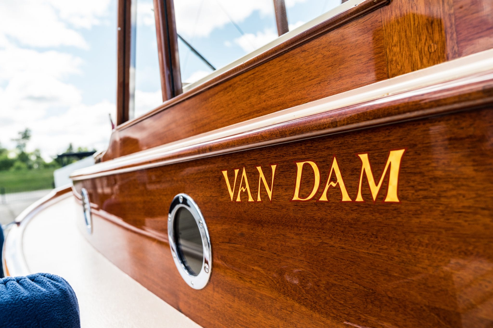 Stunning Van Dam craftsmanship on Dragonfly