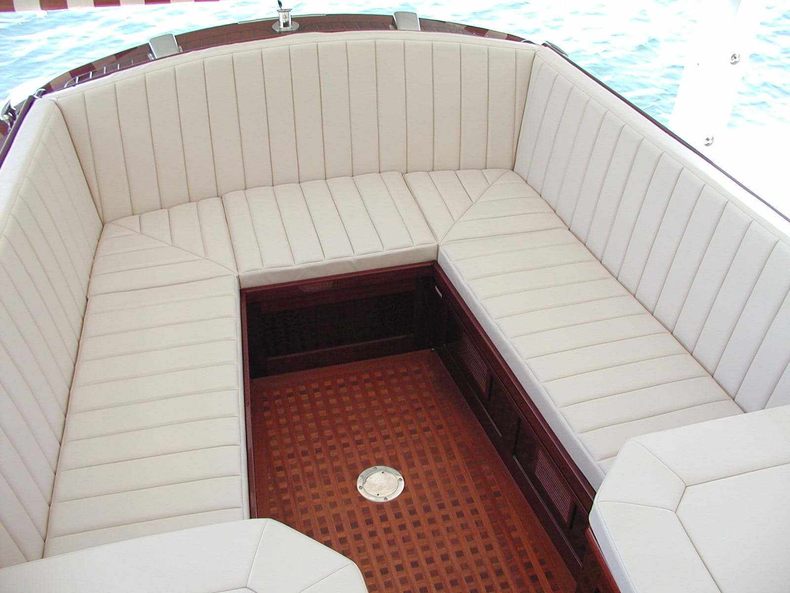 Comfortable seating for 8 on Chocolate Chip 3